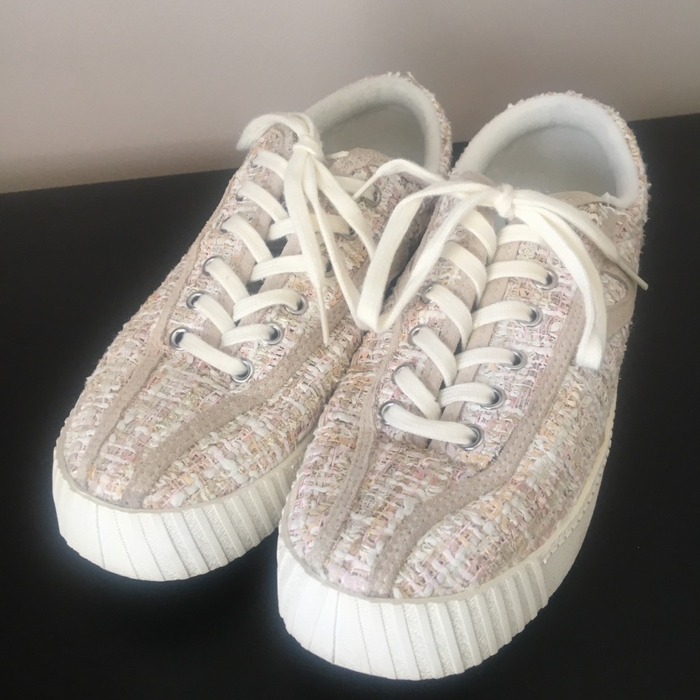 Tretorn Multicolor WTNYLITE8BOLD Sneakers/ Walking Shoes Size 7.5